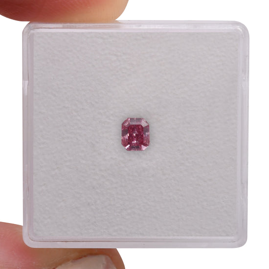 0.24 Carat Fancy Vivid Purplish Pink Radiant Argyle Diamond VS2 GIA