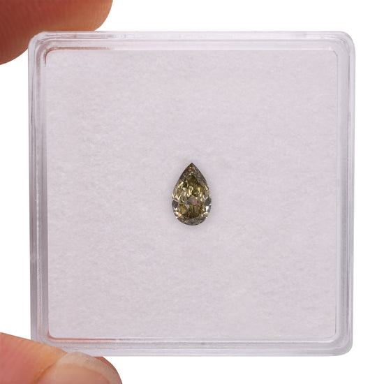 0.20 Carat Chameleon Pear Diamond VVS2 GIA