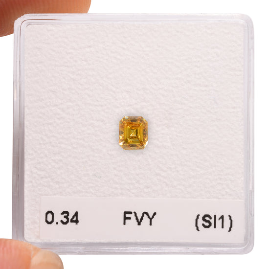 0.34 Carat Fancy Vivid Yellow Emerald Diamond (SI1) GIA