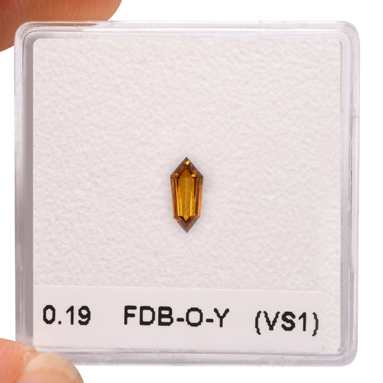 Diamante KITE GIA Giallo-Arancio Brunastro Fantasia Intensa (Fancy Deep Brownish Orangy Yellow) da 0,19 Carati (VS1)