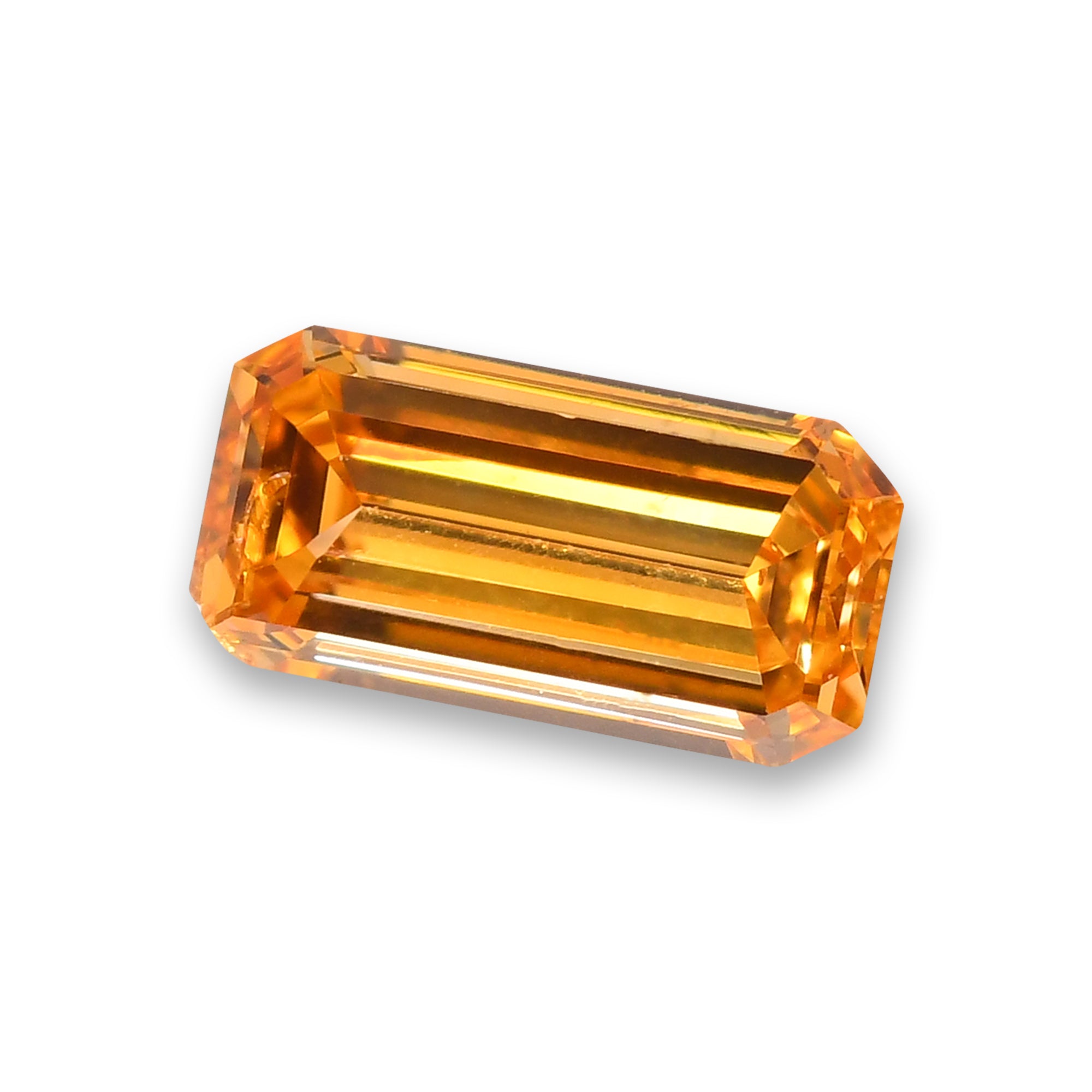 にっしーFancy Vivid Orange Yellow Si2 0.24 Carat Fancy Vivid Orange Yellow Emerald Diamond (SI2) GIA