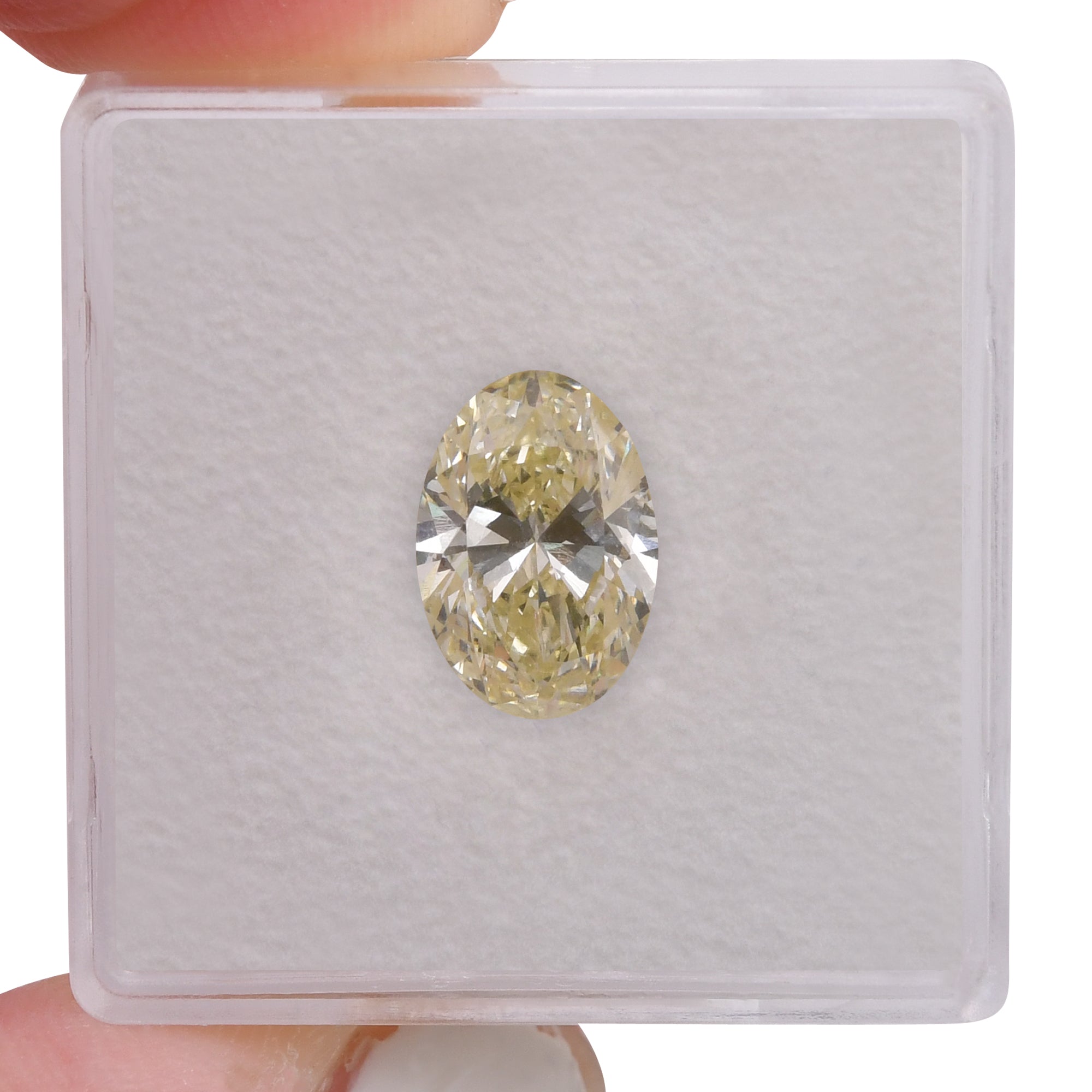 2.20 Carat N Oval Diamond VS2 GIA | LEIBISH