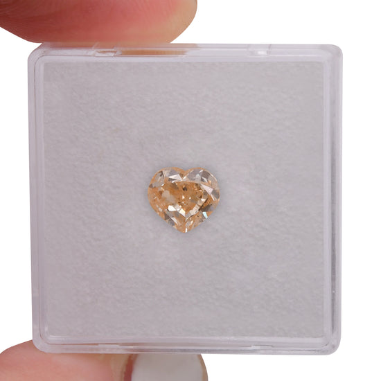 1,05 Karat Fancy Yellowish Orange Herz-Diamant SI1 GIA