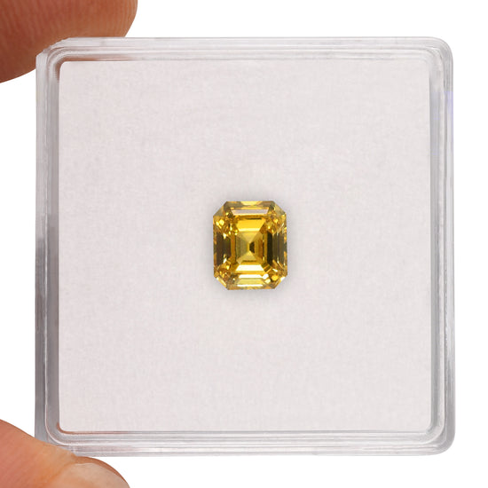 0.71 Carat Fancy Vivid Yellow Emerald Diamond VS2 GIA