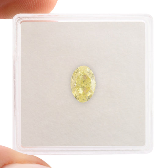 Diamante ovale giallo chiaro fantasia da 1,01 carati VS2 GIA
