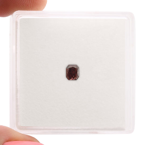 0.16 Carat Fancy Deep Pink Radiant Diamond SI2 GIA