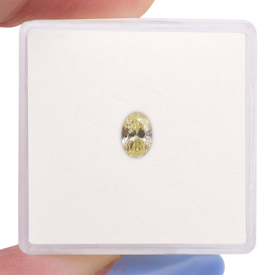 0.29 Carat W-X Oval Diamond SI1 GIA