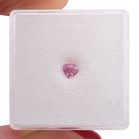 0.23 Carat Fancy Vivid Purple Pink Heart Diamond VS2 GIA