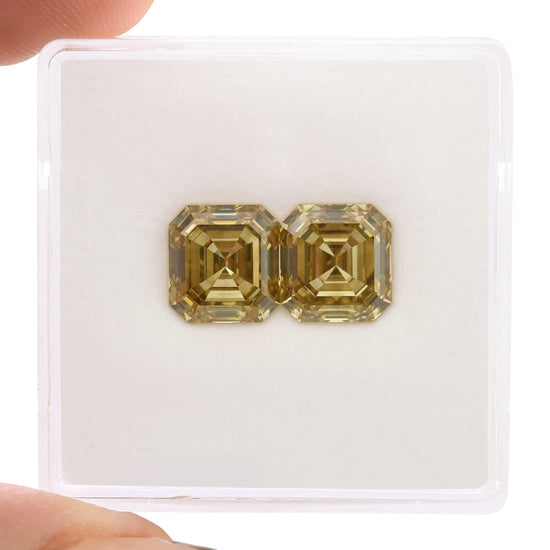 4.02 Karat Fancy Brownish Yellow Smaragd Diamanten VS1 GIA