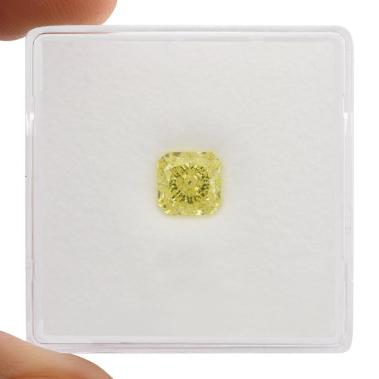 Diamante Radiant Giallo Fancy da 1,07 Carati VVS2 GIA