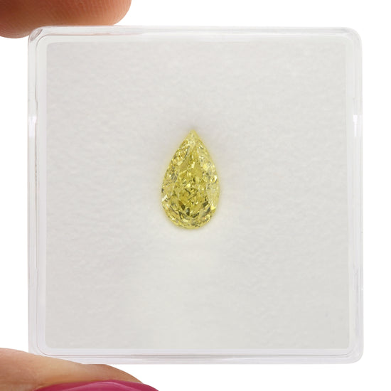 Diamante a Pera Giallo Fantasia da 0,83 Carati VVS1 GIA