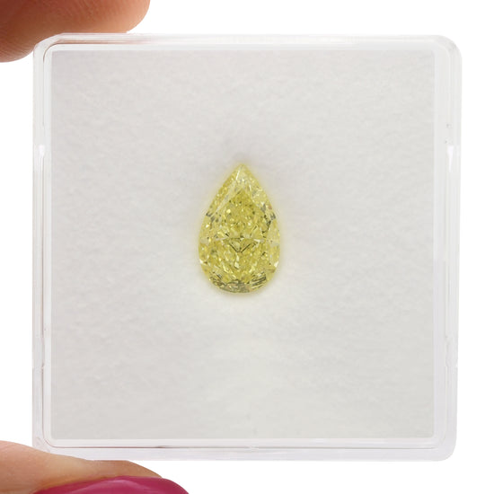 1.25 Carat Fancy Light Yellow Pear Diamond VVS2 GIA