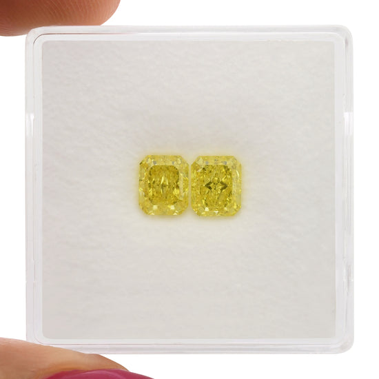 1.30 Carat Fancy Vivid Yellow Radiant Diamonds VS1 GIA