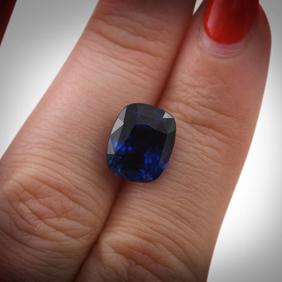 7.90 Carat Blue MADAGASCAR Cushion Sapphire GIA & GUBELIN