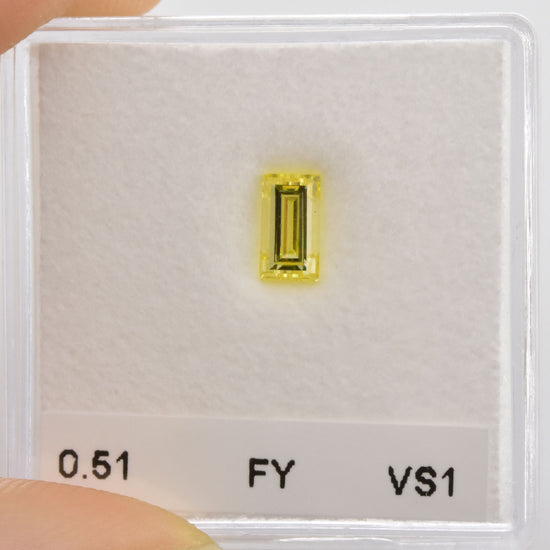 0.51 Carat Fancy Yellow Emerald Diamond VS1 GIA