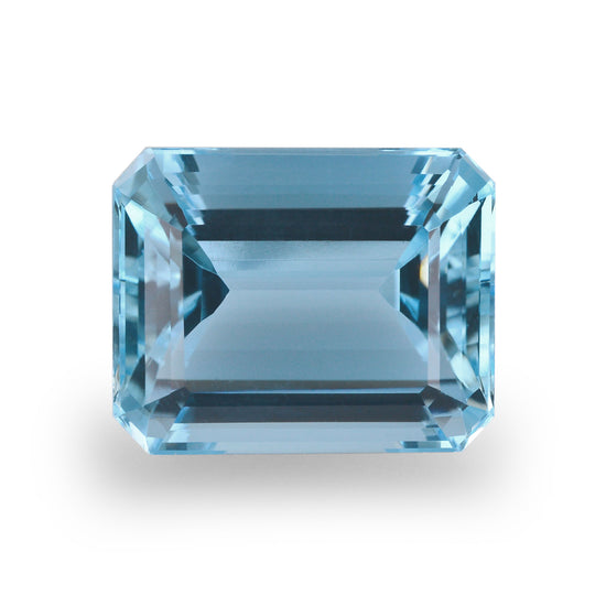8.57 Carat Blue  Emerald Aquamarine
