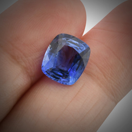 3.06 Carat Blue SRI LANKA Cushion Sapphire LOTUS