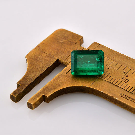 2.64 Carat Green COLOMBIAN Octagon Emerald CD