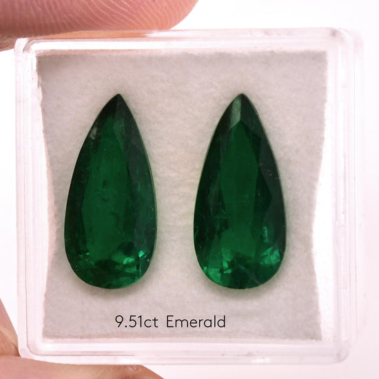 9.51 Carat Green COLOMBIAN Pear Emerald GUBELIN
