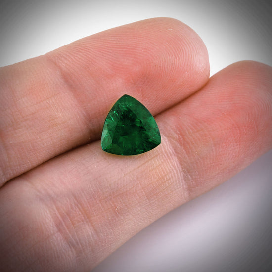 2.56 Carat Green COLOMBIAN Trilliant Emerald GRS