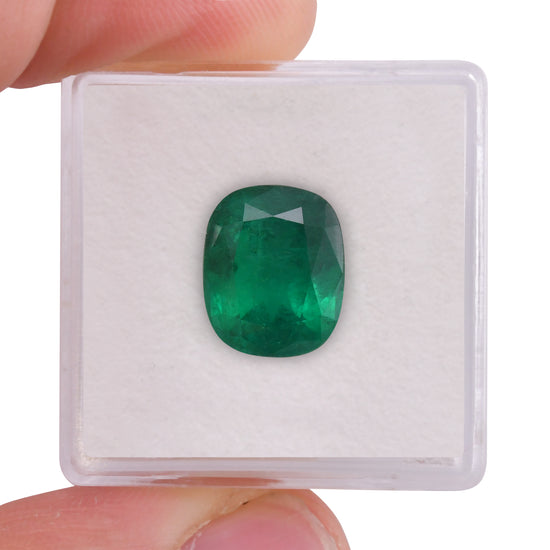 4.49 Carat Green COLOMBIAN Cushion Emerald CD