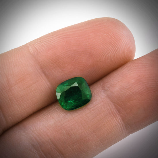 2.08 Carat Green COLOMBIAN Cushion Emerald CD