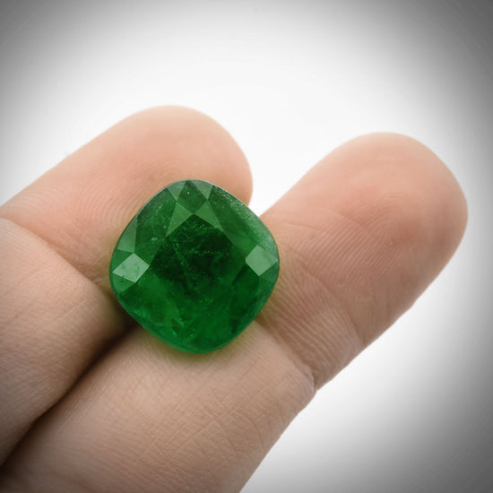 9.35 Carat Green COLOMBIAN Cushion Emerald GRS