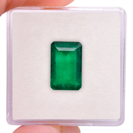 2.85 Carat Green COLOMBIAN Emerald Emerald CD
