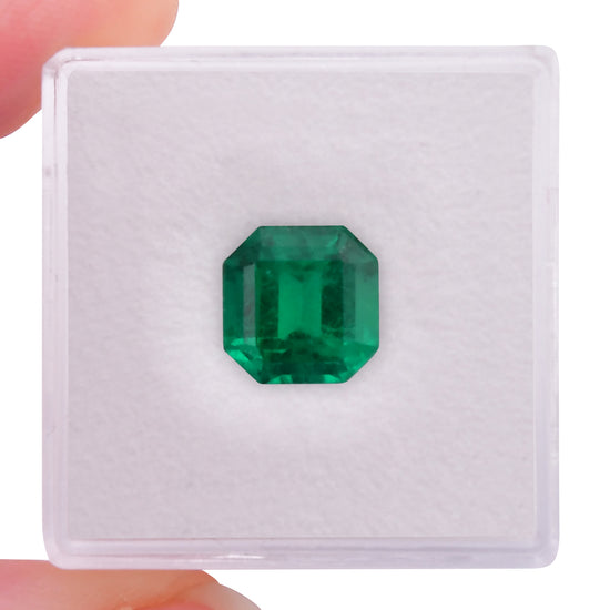2.72 Carat Green COLOMBIAN Emerald Emerald GRS