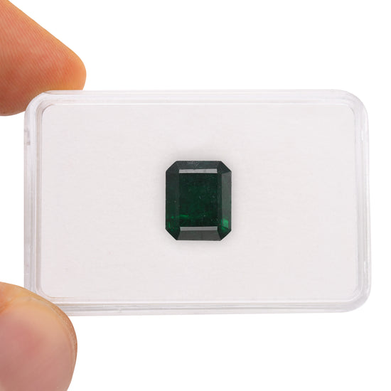 8.27 Carat Green ZAMBIAN Emerald Emerald