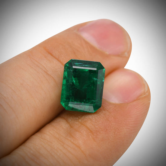 5.25 Carat Green ZAMBIAN Emerald Emerald