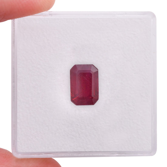 1.76 Carat Red BURMESE Emerald Ruby CD