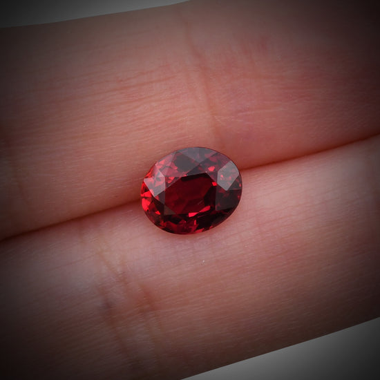 2.52 Carat Red MOZAMBIQUE Oval Ruby CD