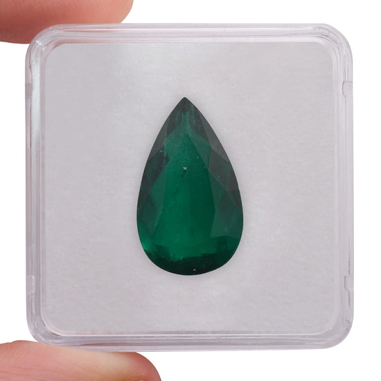 8.20 Karat Grüner KOLUMBIANISCHER Birnen-Smaragd CD
