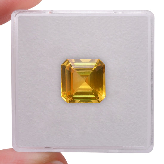 4.06 Carat Yellow SRI LANKAN Emerald Sapphire CD