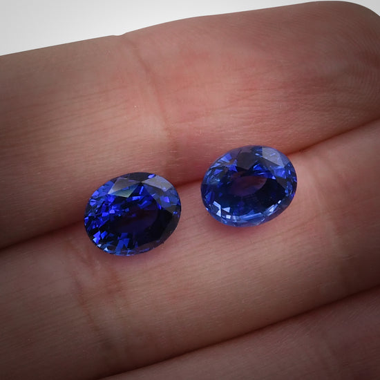 6.61 Carat Blue SRI LANKAN Oval Sapphire CD