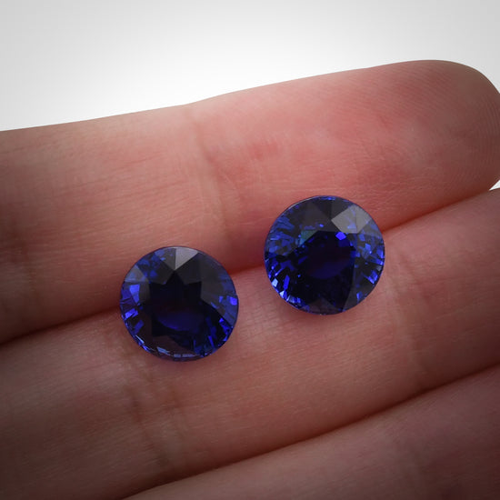 11.98 Carat Blue SRI LANKAN Round Sapphire CD
