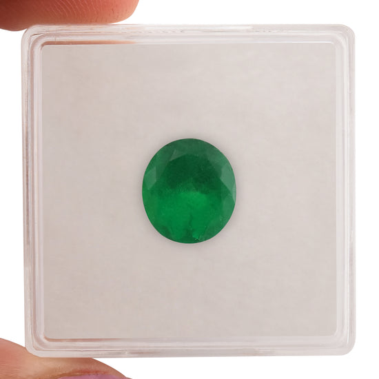 2,00 Karat grüner kolumbianischer ovaler Smaragd