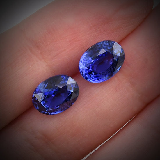 7.22 Carat Blue SRI LANKAN Oval Sapphire CD