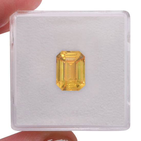 3.54 Carat Yellow SRI LANKAN Emerald Sapphire CD