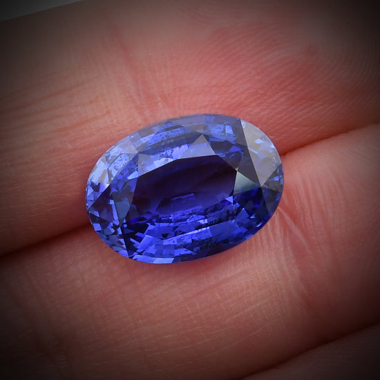 10.18 Carat Blue SRI LANKAN Oval Sapphire CD