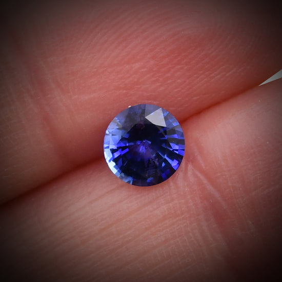 0.93 Carat Blue SRI LANKAN Round Sapphire