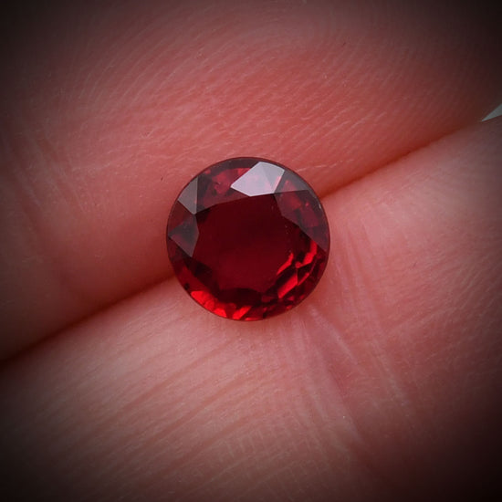 1.40 Carat Red MOZAMBIQUE Round Ruby