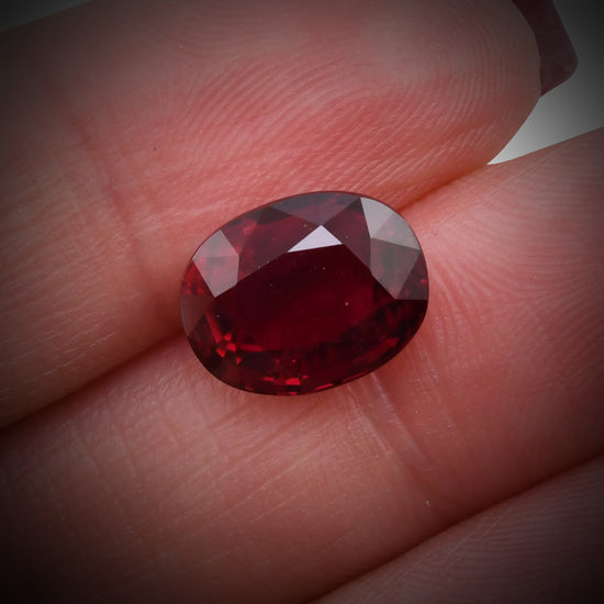 6.01 Carat Red MOZAMBIQUE Oval Ruby GRS
