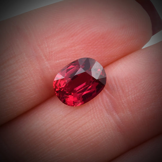 3.05 Carat Red MOZAMBIQUE Oval Ruby GIA No Heat