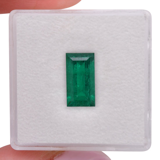 1.84 Carat Green COLOMBIAN Baguette Muzo Emerald CD