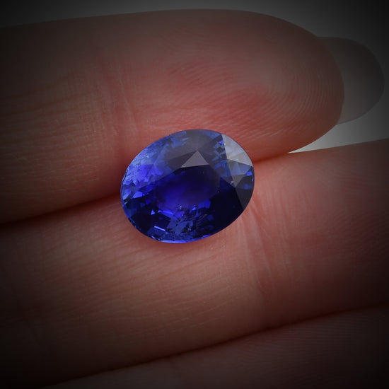 6.22 Carat Blue SRI LANKAN Oval Sapphire CD