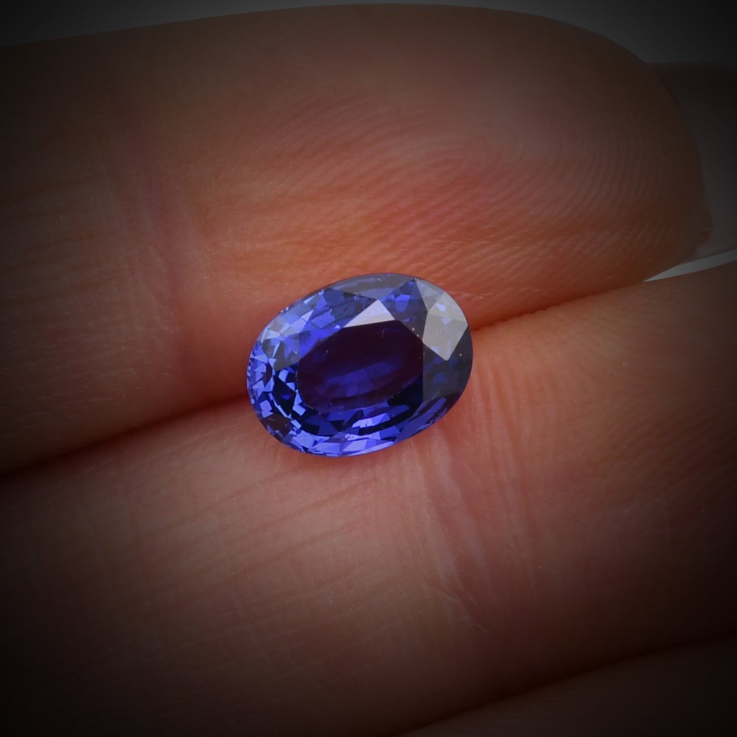 2.31 Carat Blue SRI LANKA Oval Sapphire CD