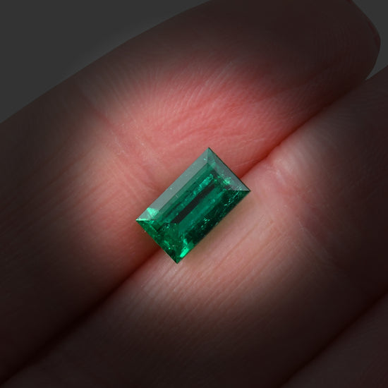 1.16 Carat Green COLOMBIAN Baguette Muzo Emerald CD