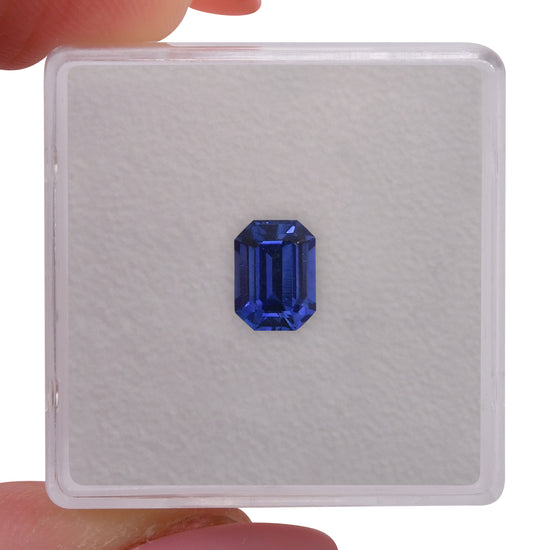 1.25 Carat Blue SRI LANKAN Emerald Sapphire
